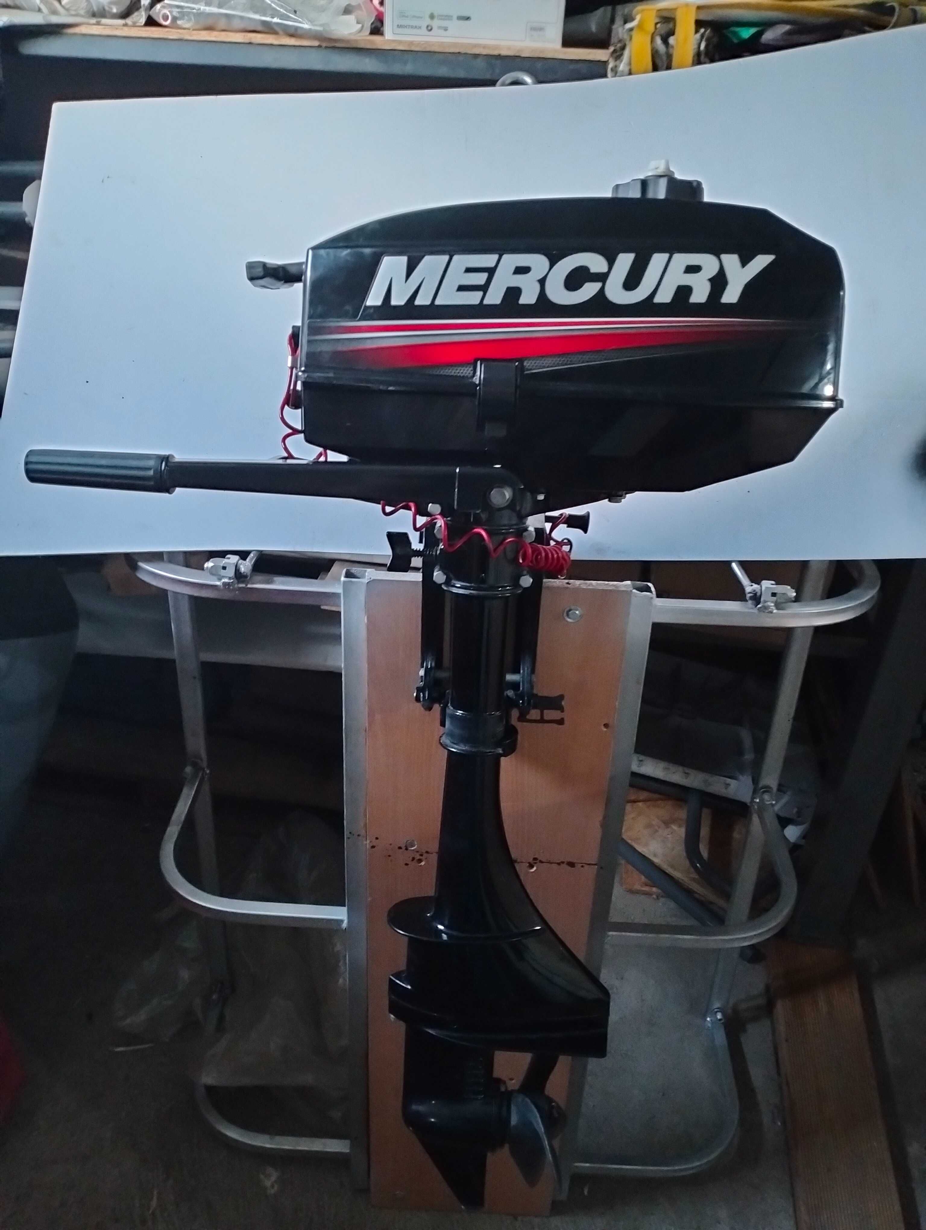 Меркурий 3.3. Мотор Меркурий 3.3 размер. Mercury лодочные моторы. Меркурий 3.3 поднять мотор. Лодочный мотор меркурий 3.3