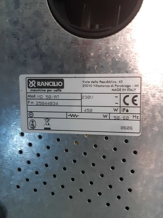 Rasniță profesională cafea boabe Rancilio MD 50/AT plus dedurizator LT 5