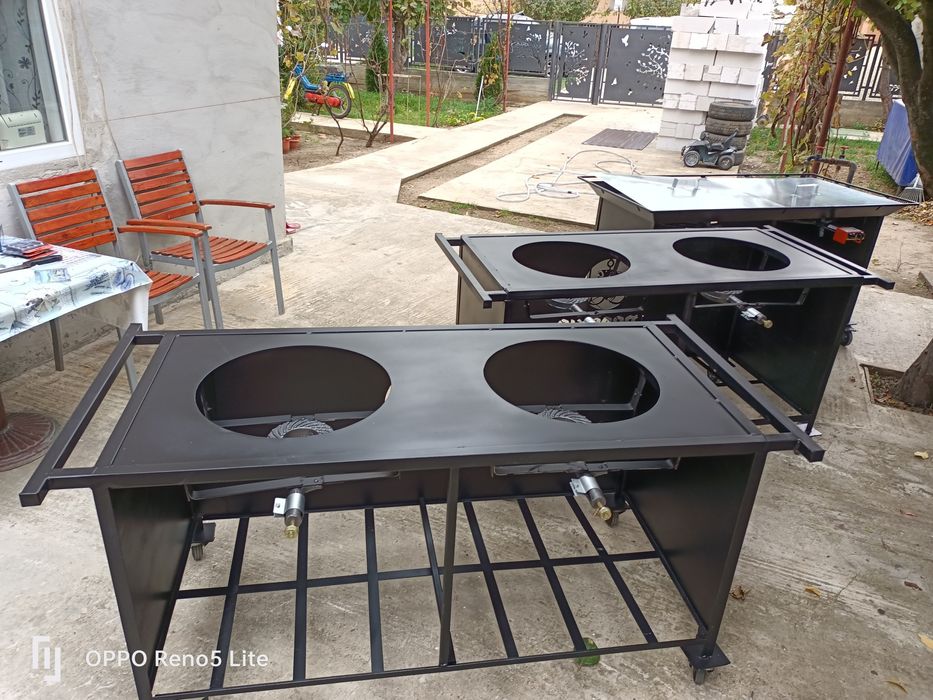 Stand gătit la ceaun tuci