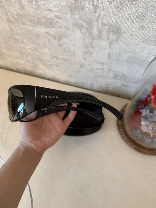Прада очки оригинал