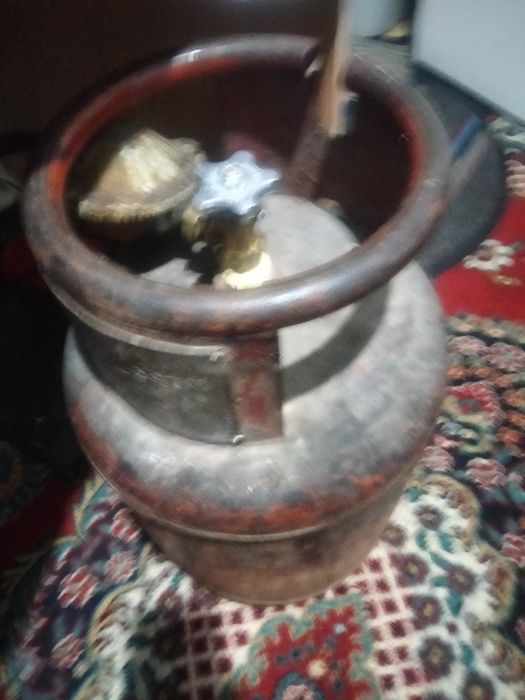 Продам маленький винтовой баллон