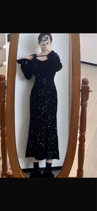 Продаю женскую одежду и обувь