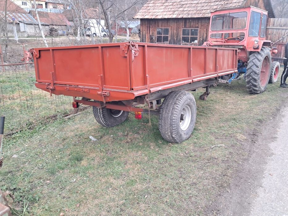 Remorca Basculabila 5 T