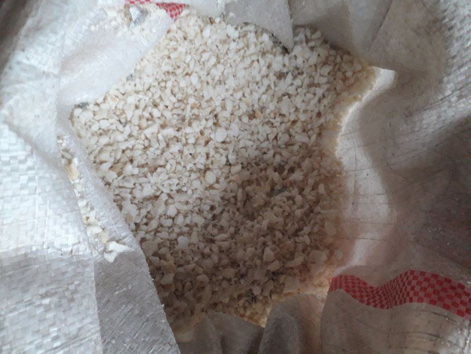 Polistiren Măcinat, granule de la panouri sandwich Izolate poduri pode