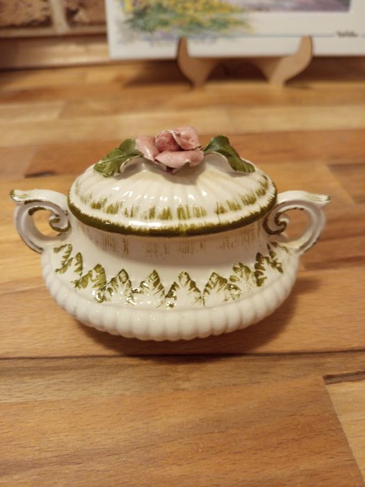 Порцелан.                .