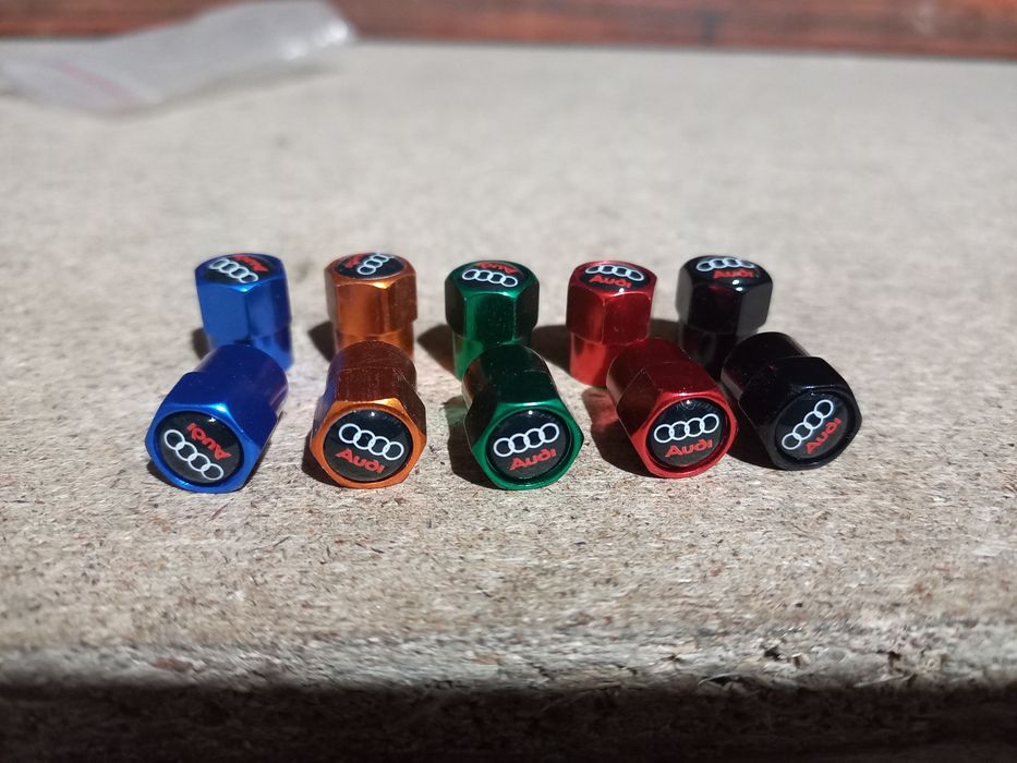 Колпачок нипеля для авто