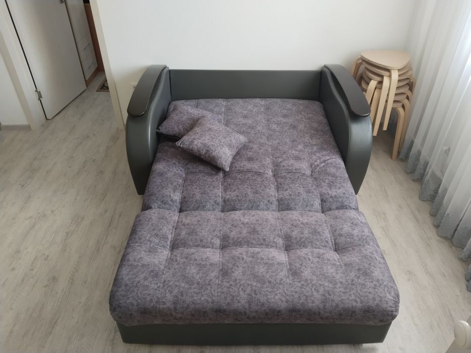 Продам диван Версаль