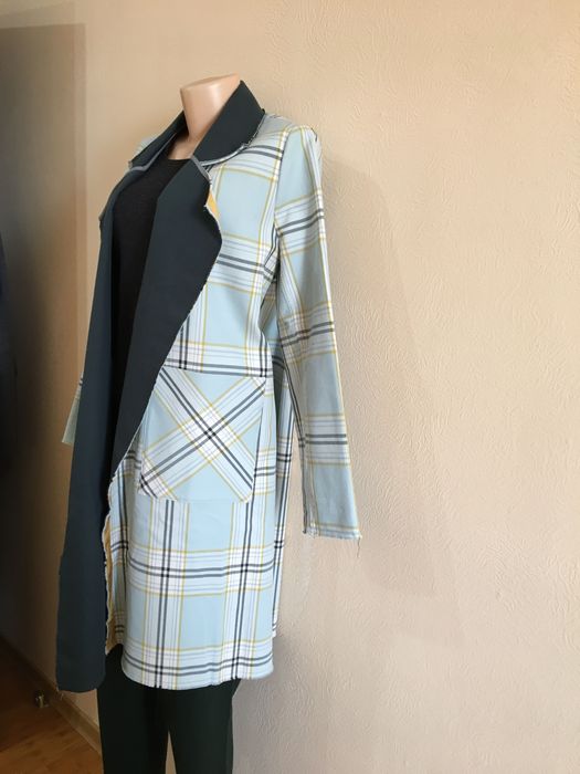 Made in Italy. Янги. Новый. Плащ. размер S/M