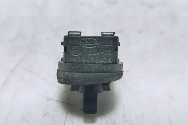 Senzor temperatura interioara 1h0907543a Audi A4 B5 (facelift)  [din 2000 pana  2001] seria