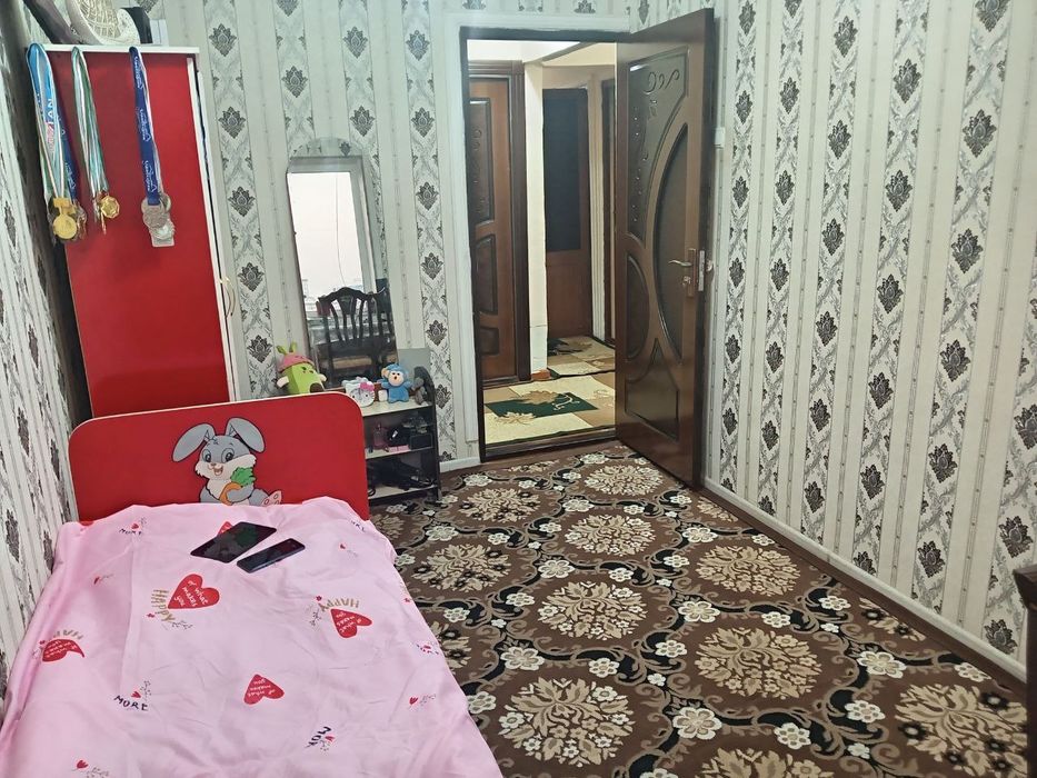 Продаётся 4х комнатная квартира на 4 этаже Гулливер Цена  46000$