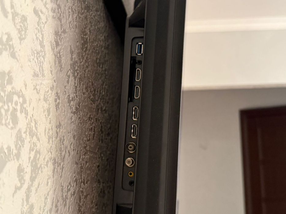 Продам телевизор Hisense 55E7KQ PRO