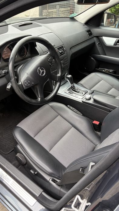 Mercedes c  220 , avantgarde