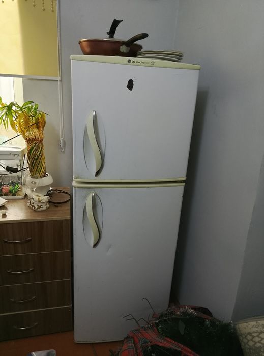 Холодильник LG рабочий