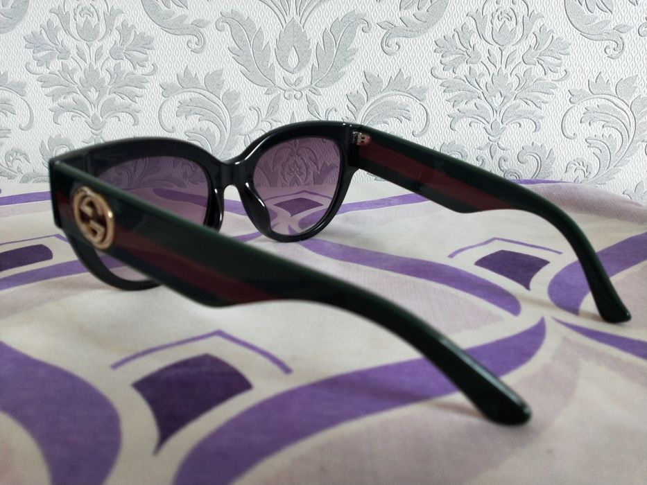 Очки солнцезащитные Гуччи