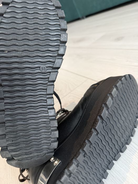 Ghete din piele naturala cu accesoriu detasabil