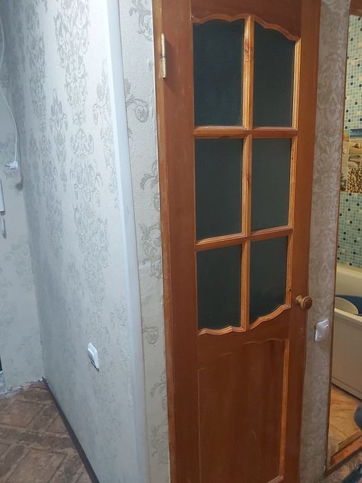 Продам межкомнатные двери