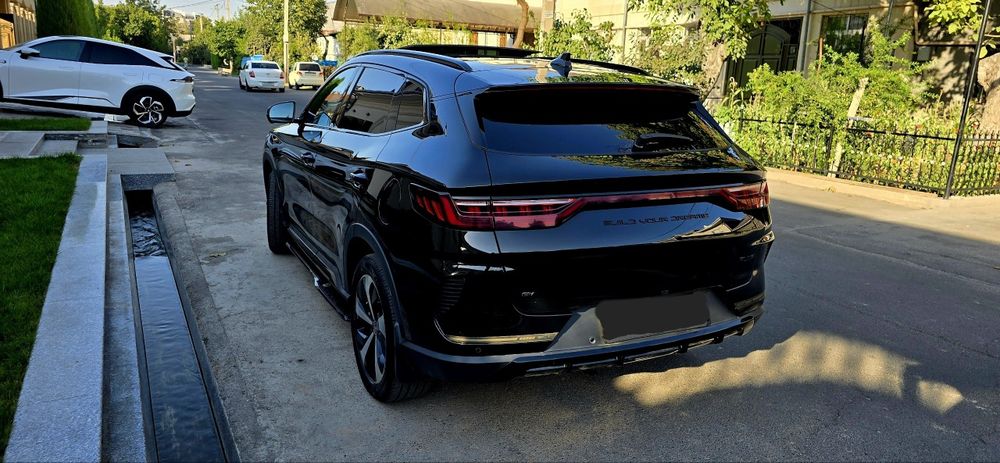 BYD Song plus  flagship 2022 yil  505km kraska tozza