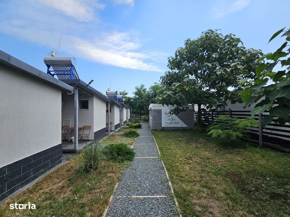 Complex de 7 bungalouri de vanzare în Corbu la 300 m distanta de mare