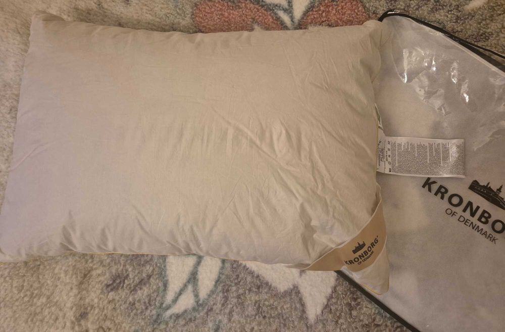 Възглавница с гъши пух 50x70 Jysk KRONBORG LOFTET