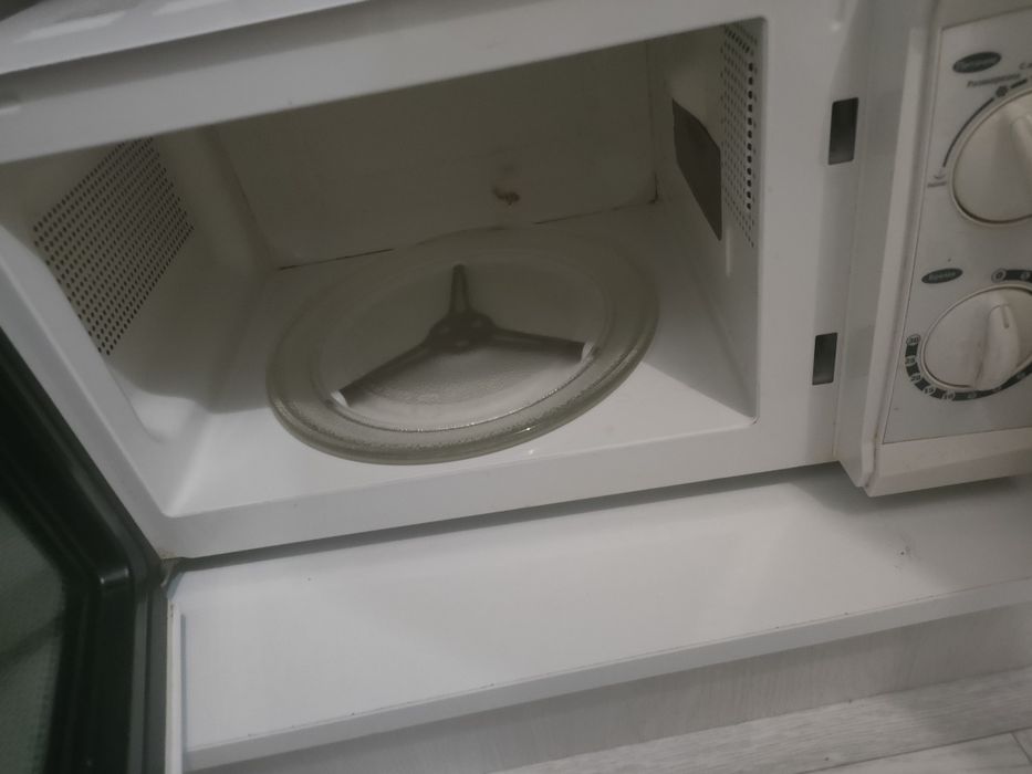 Микроволновая печь ava