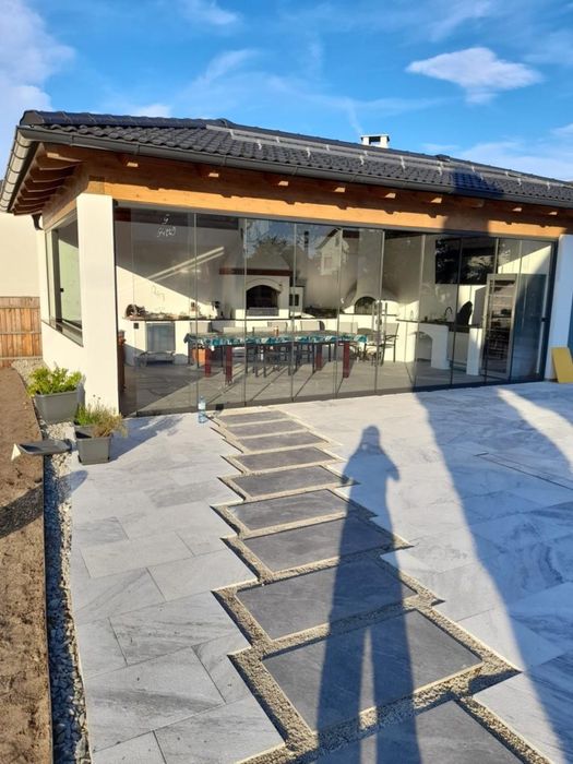 Inchidere teras cu pereti de sticla