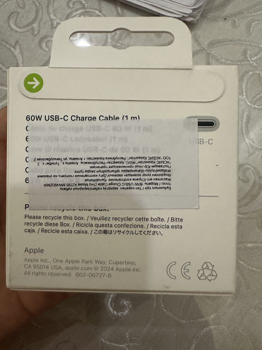 Новый, Оригинальный кабель USB-C (type-C) Apple