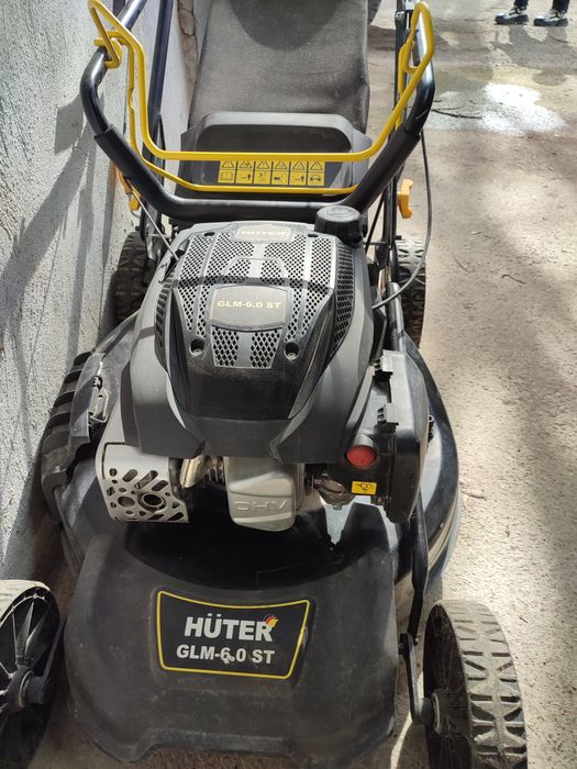 Газона косилка бензиновая