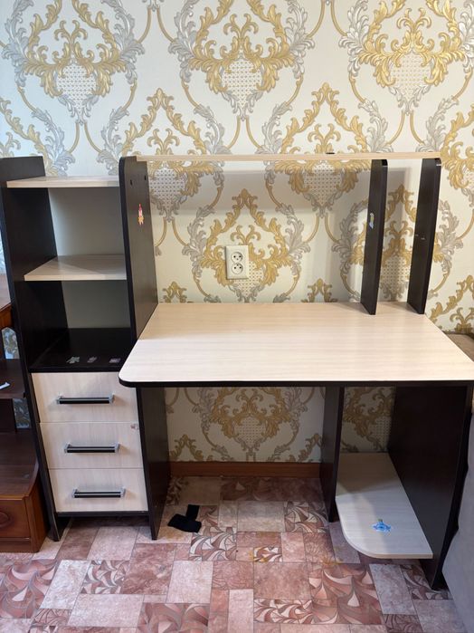 продам шкафы ,некоторые отдам даром