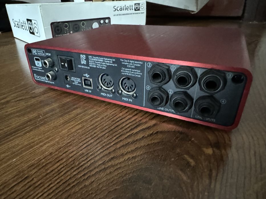 Placa Sunet Focusrite  Scarlett 6i6