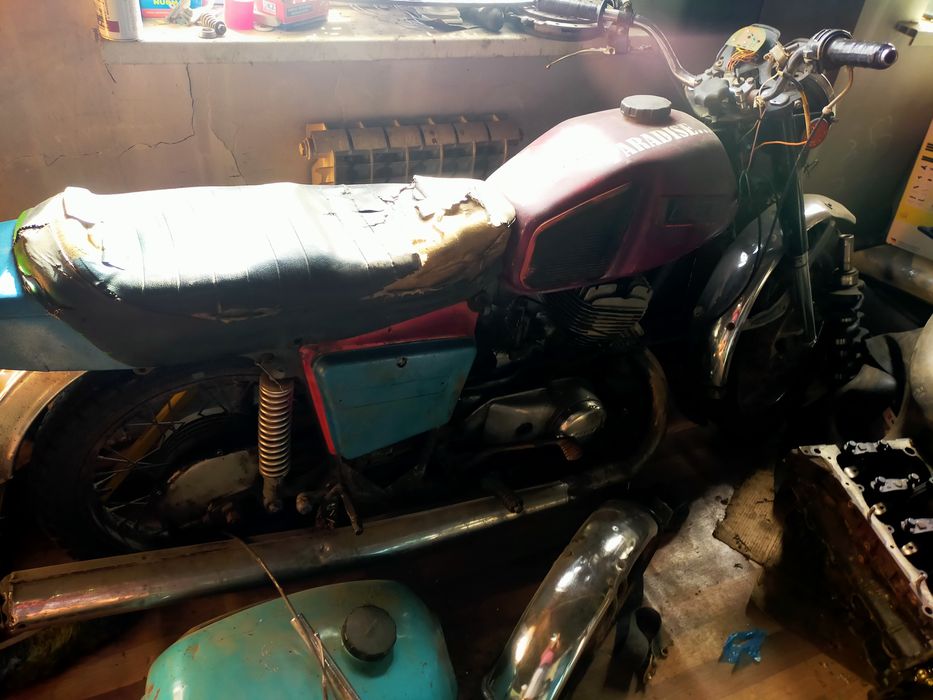 Мотоцикл Иж Планета 5.