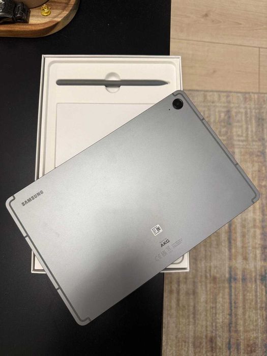 Tableta Samsung Galaxy Tab S9 FE 8GB RAM, 256GB MEMORIE, WI-FI, Ecran 10.9", GRAY