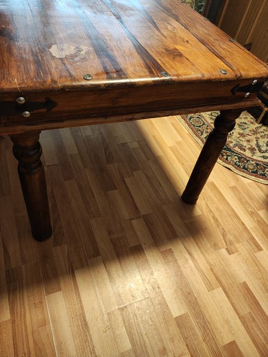 Masa mare lemn masiv