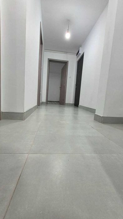 Apartament 2 camere decomandat, zona de sus, 0757//678//898