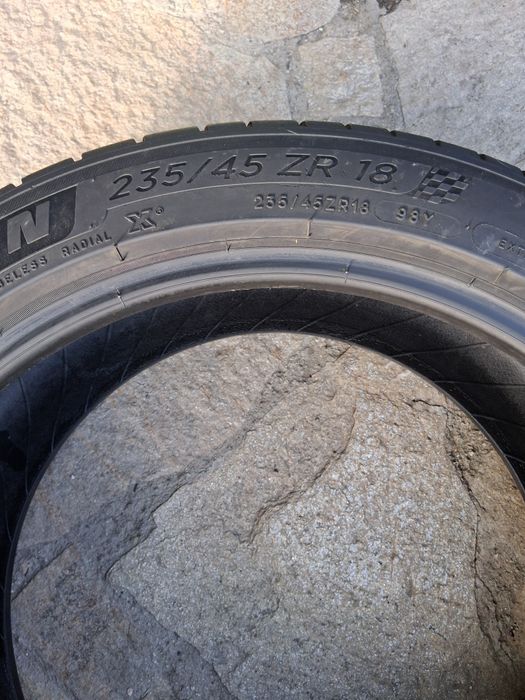 235 45 18 Michelin pilot sport 4