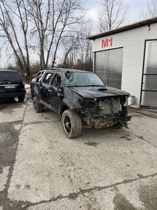 Dezmembrez Toyota Hilux 3.0D 2008 Automat