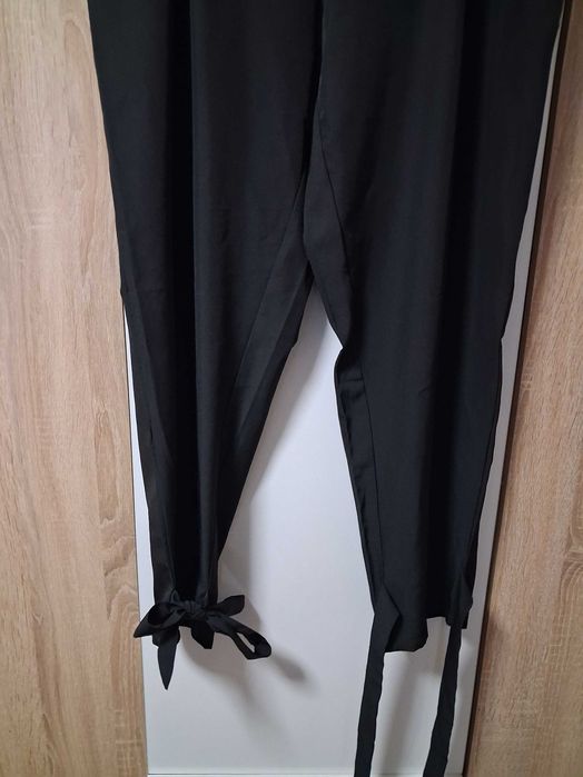 Копринен дамски черен панталон