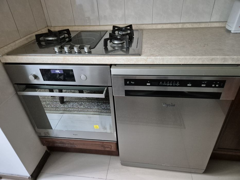 Дава се под наем Четиристаен апартамент в София, Свобода - 83 кв.м за 698.7 € - Снимка #19