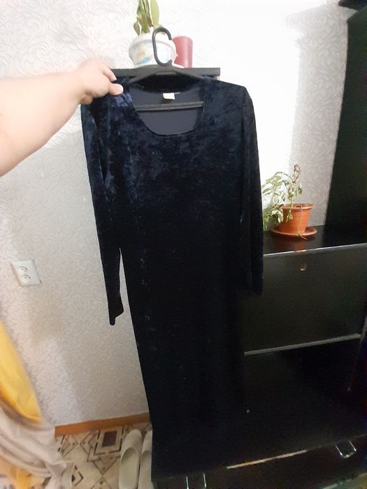 Продам Платья  срочна