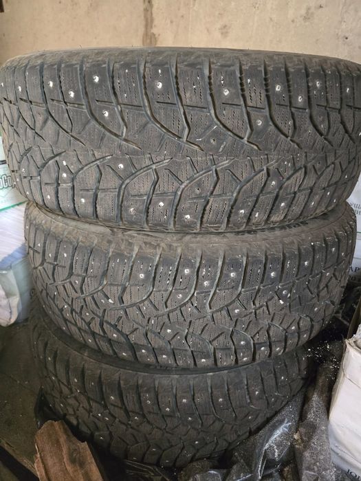Продам зимние шины
