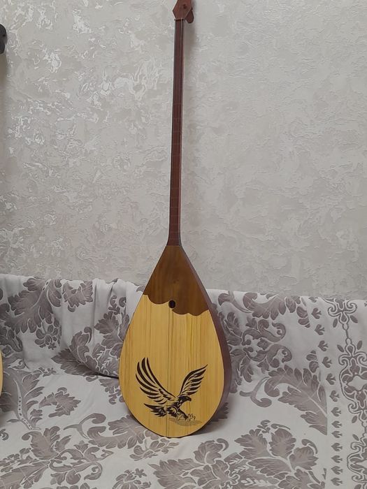 Домбыра, гитара, чехлы, наборы