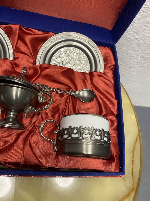 чаши за кафе костен порцелан калай Германия 1970 сервиз за кафе порцеланов сет бавария