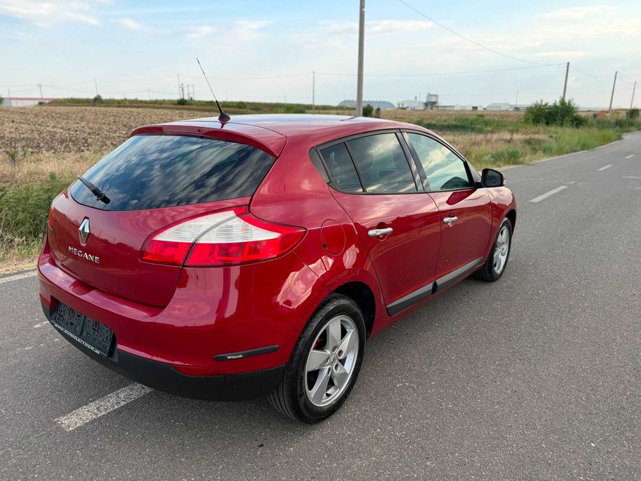 Renault Megane 3 – 2010 | 1.6 Benzină | 160.000 km