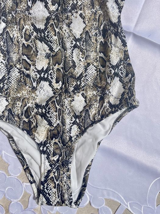 Costum de baie intreg animal print Marime XS