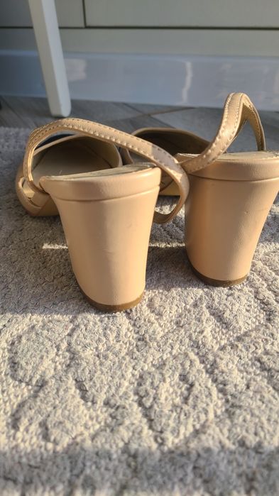 Туфли под Шанель