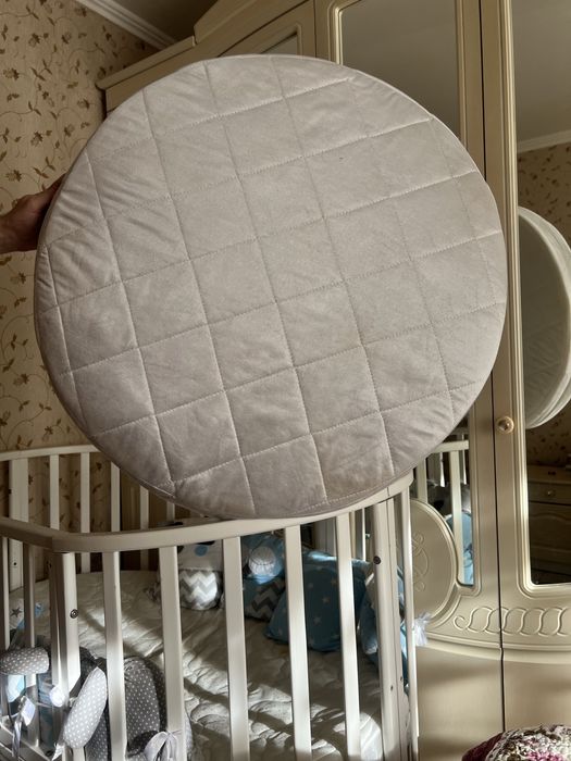 Продам детскую кровать.