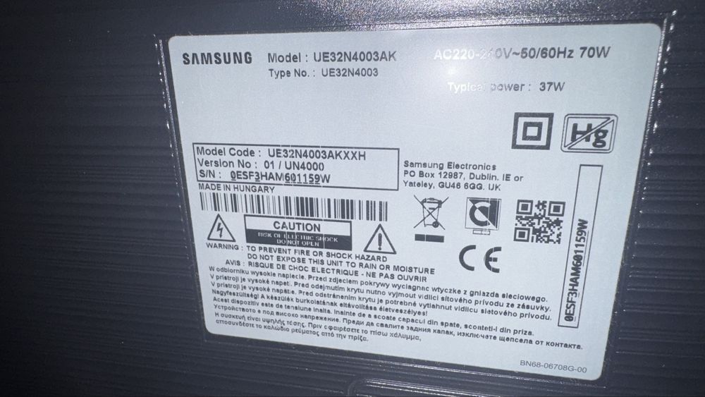 Samsung UE32N4003AK (diagonala de 32 inchi / 80 cm, rezoluție HD, non-Smart)