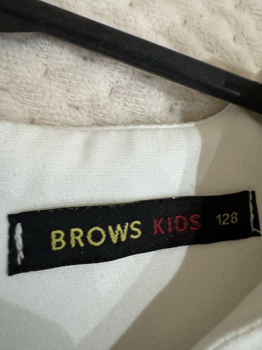 Детское белое нарядное платье