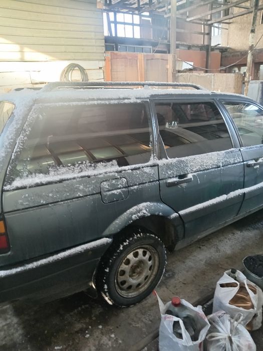 Фольцваген пассат универсал.