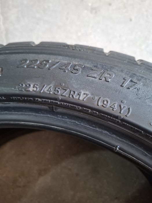 2 Летни гуми Мишелин Пилот спорт 5 225/45/17 ДОТ23 6.5мм