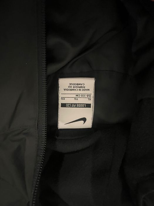 Продавам яке Nike оригинално